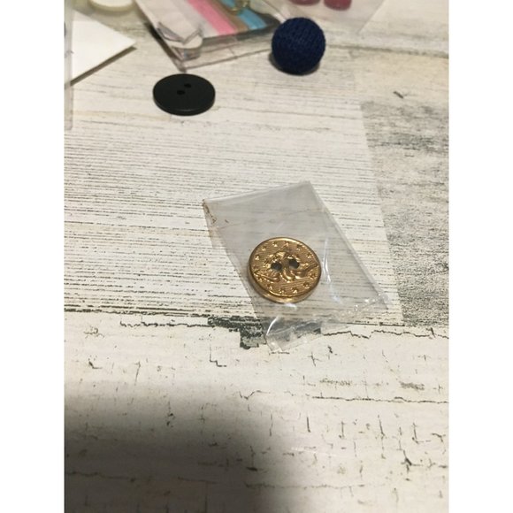 Miscellaneous collection of buttons - Picture 3 of 7